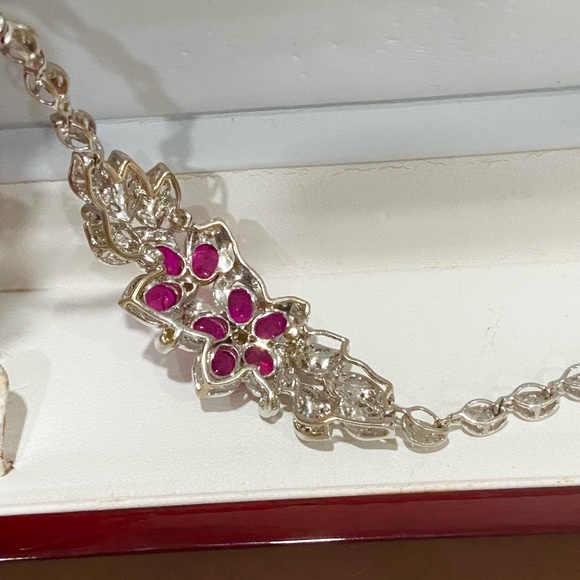 18k White Solid Gold Ruby/ Diamond Bracelet estimated evaluated over 13k - Picture 5 of 10